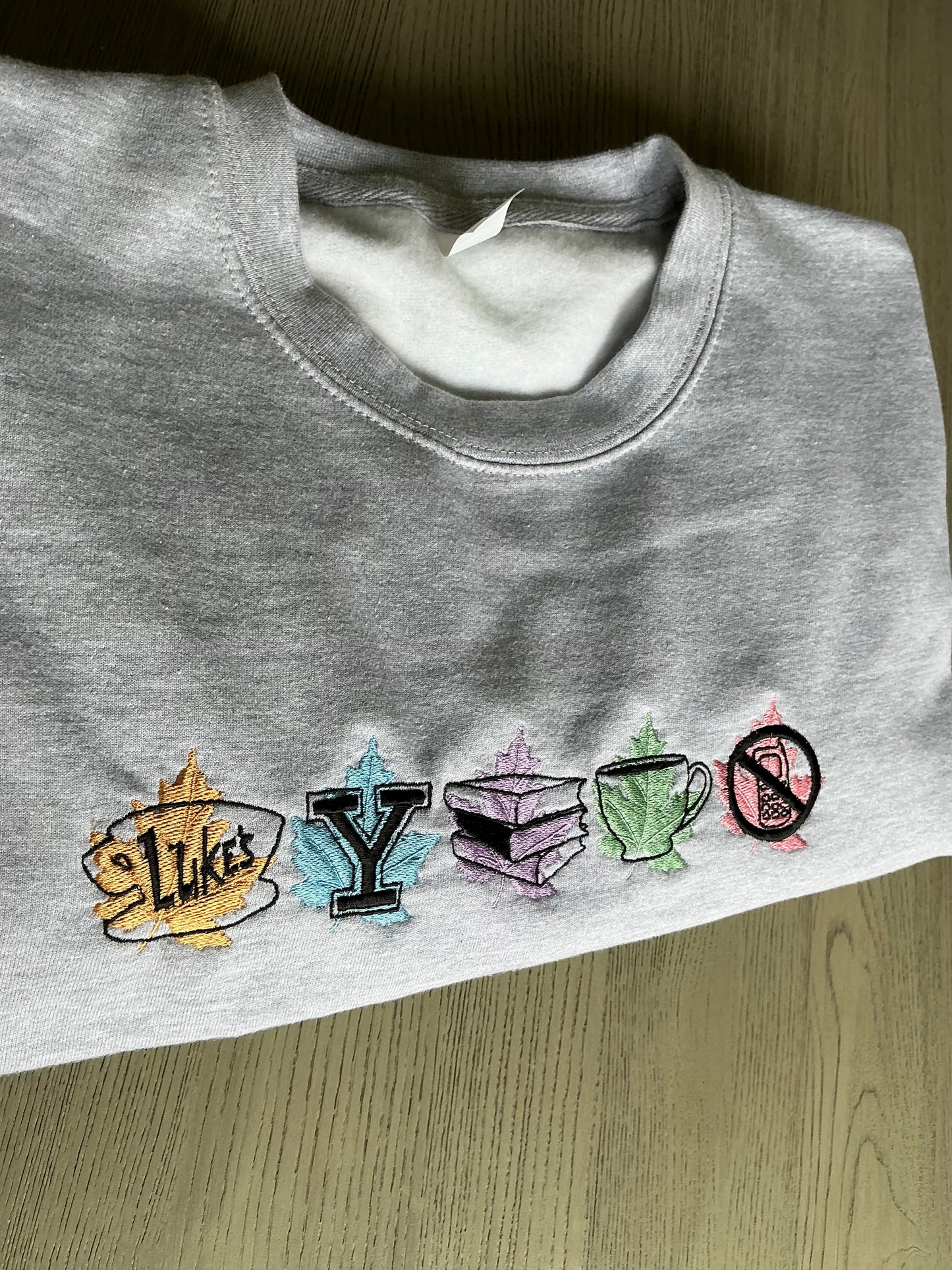 Gilmore girls Iconic Leaves Sweatshirt