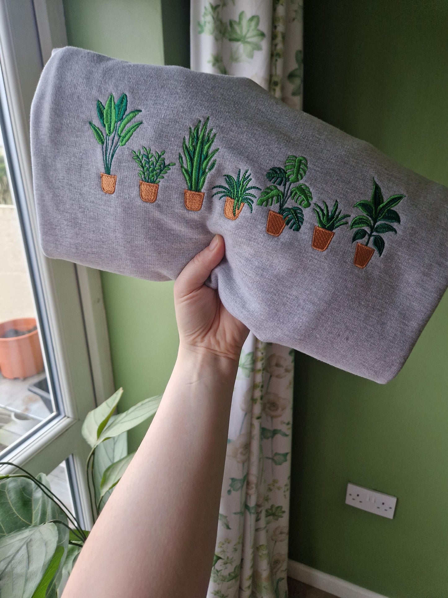 Houseplants |  T-Shirt | Sweatshirt | Hoodie